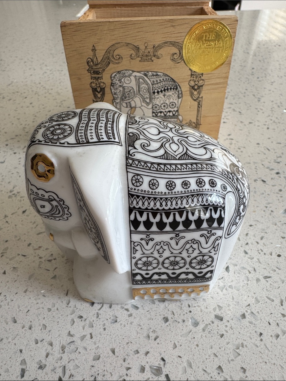 Vintage Mlesna Ceylon Tea Porcelain Elephant Sri Lanka w/ Box